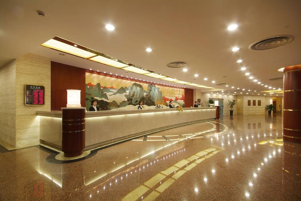 Jin Jiang Pine City Hotel Шанхай Экстерьер фото
