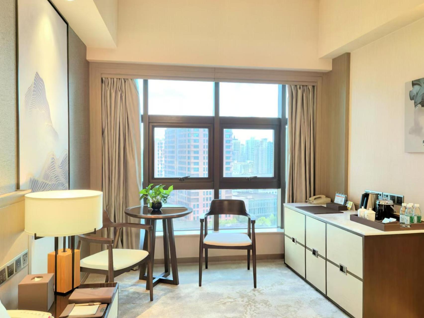 Jin Jiang Pine City Hotel Шанхай Экстерьер фото