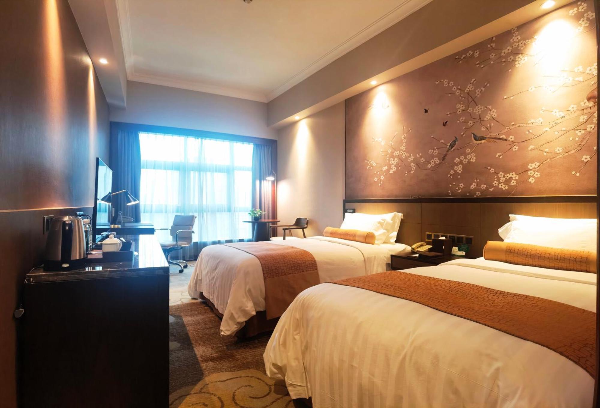 Jin Jiang Pine City Hotel Шанхай Экстерьер фото
