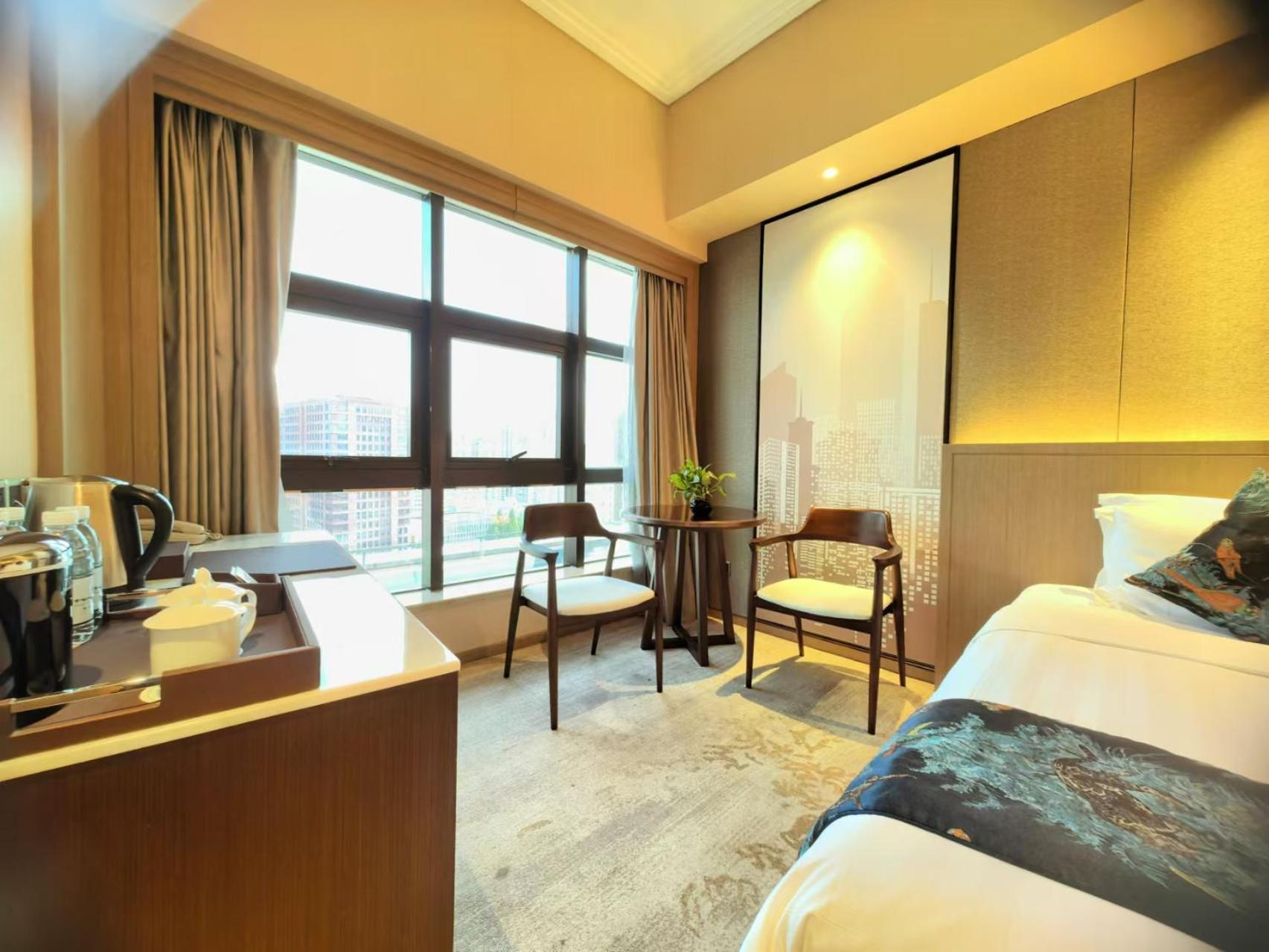 Jin Jiang Pine City Hotel Шанхай Экстерьер фото