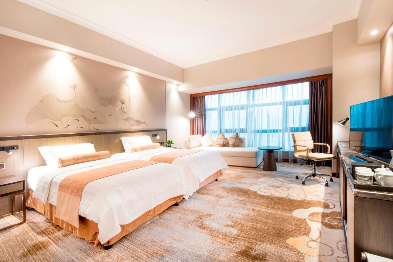 Jin Jiang Pine City Hotel Шанхай Экстерьер фото