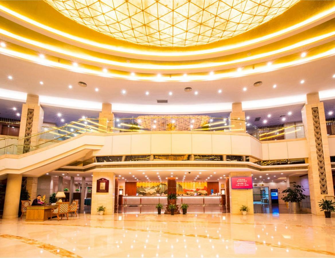 Jin Jiang Pine City Hotel Шанхай Экстерьер фото
